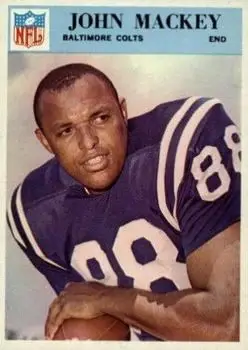 1966 Philadelphia #18 - John Mackey - Baltimore Colts
