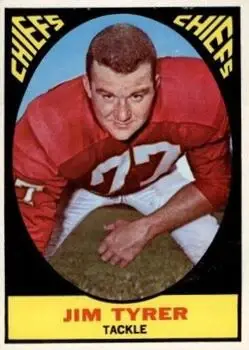 1967 Topps #68 - Jim Tyrer - Kansas City Chiefs