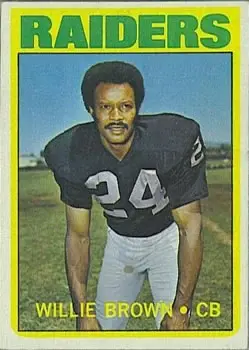 1972 Topps #28 - Willie Brown - Oakland Raiders
