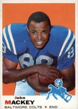 1969 Topps #207 - John Mackey - Baltimore Colts