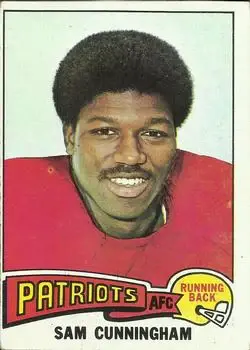 1975 Topps #13 - Sam Cunningham - New England Patriots
