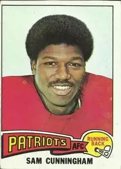 1975 Topps #13 - Sam Cunningham - New England Patriots