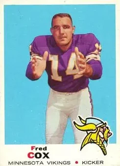 1969 Topps #217 - Fred Cox - Minnesota Vikings