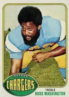 1976 Topps #38 - Russ Washington - San Diego Chargers