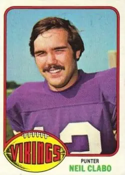 1976 Topps #46 - Neil Clabo - Minnesota Vikings - Front 1976 Topps #46 - Neil Clabo - Minnesota Vikings - Front