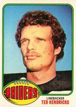 1976 Topps #76 - Ted Hendricks - Oakland Raiders