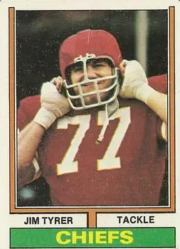 1974 Topps #85 - Jim Tyrer - Kansas City Chiefs