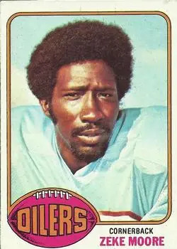 1976 Topps #82 - Zeke Moore - Houston Oilers - Front