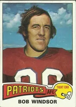 1975 Topps #101 - Bob Windsor - New England Patriots