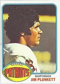 1976 Topps #104 - Jim Plunkett - New England Patriots