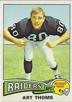 1975 Topps #123 - Art Thoms - Oakland Raiders