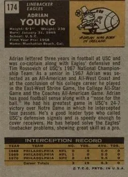 1971 Topps #174 - Adrian Young - Philadelphia Eagles