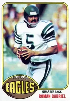 1976 Topps #145 - Roman Gabriel - Philadelphia Eagles