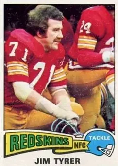 1975 Topps #179 - Jim Tyrer - Washington Redskins
