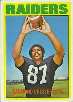 1972 Topps #143 - Raymond Chester - Oakland Raiders