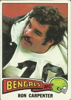 1975 Topps #197 - Ron Carpenter - Cincinnati Bengals