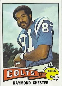1975 Topps #247 - Raymond Chester - Baltimore Colts