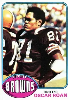 1976 Topps #256 - Oscar Roan - Cleveland Browns - Front