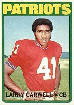 1972 Topps #299 - Larry Carwell - New England Patriots - Front