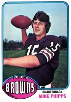 1976 Topps #346 - Mike Phipps - Cleveland Browns