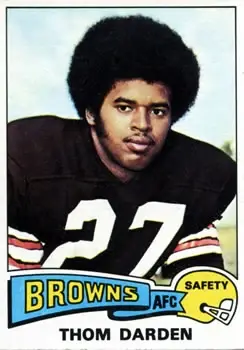 1975 Topps #342 - Thom Darden - Cleveland Browns