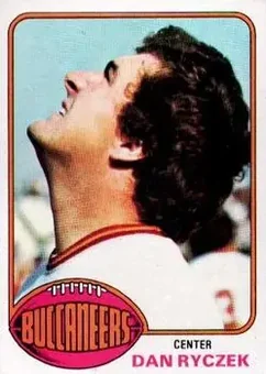 1976 Topps #366 - Dan Ryczek - Tampa Bay Buccaneers