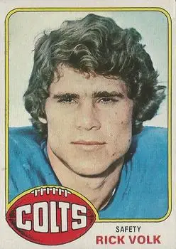 1976 Topps #371 - Rick Volk - Baltimore Colts