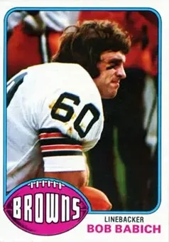 1976 Topps #374 - Bob Babich - Cleveland Browns
