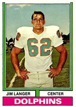 1974 Topps #397 - Jim Langer - Miami Dolphins