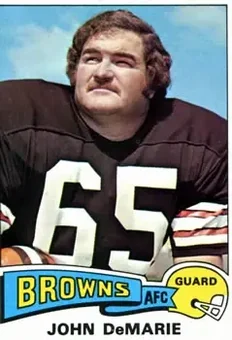 1975 Topps #427 - John DeMarie - Cleveland Browns 1975 Topps #427 - John DeMarie - Cleveland Browns