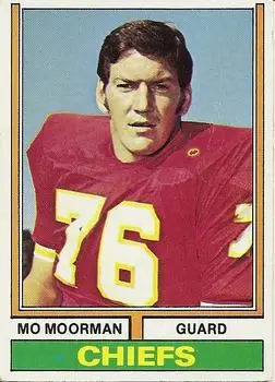 1974 Topps #407 - Mo Moorman - Kansas City Chiefs - Front