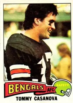 1975 Topps #465 - Tommy Casanova - Cincinnati Bengals