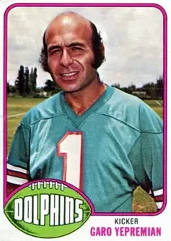 1976 Topps #435 - Garo Yepremian - Miami Dolphins