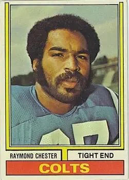 1974 Topps #456 - Raymond Chester - Baltimore Colts