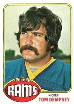 1976 Topps #519 - Tom Dempsey - Los Angeles Rams