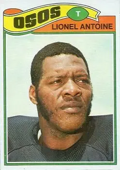1977 Topps Mexican #121 - Lionel Antoine - Chicago Bears - Front