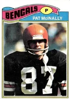 1977 Topps #152 - Pat McInally - Cincinnati Bengals