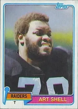 1981 Topps #43 - Art Shell - Oakland Raiders