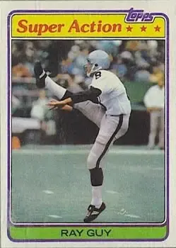 1981 Topps #186 - Ray Guy - Oakland Raiders