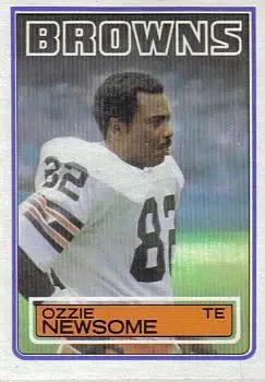1983 Topps #254 - Ozzie Newsome - Cleveland Browns