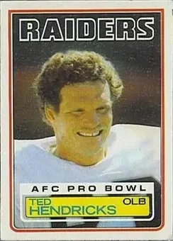 1983 Topps #302 - Ted Hendricks - Los Angeles Raiders