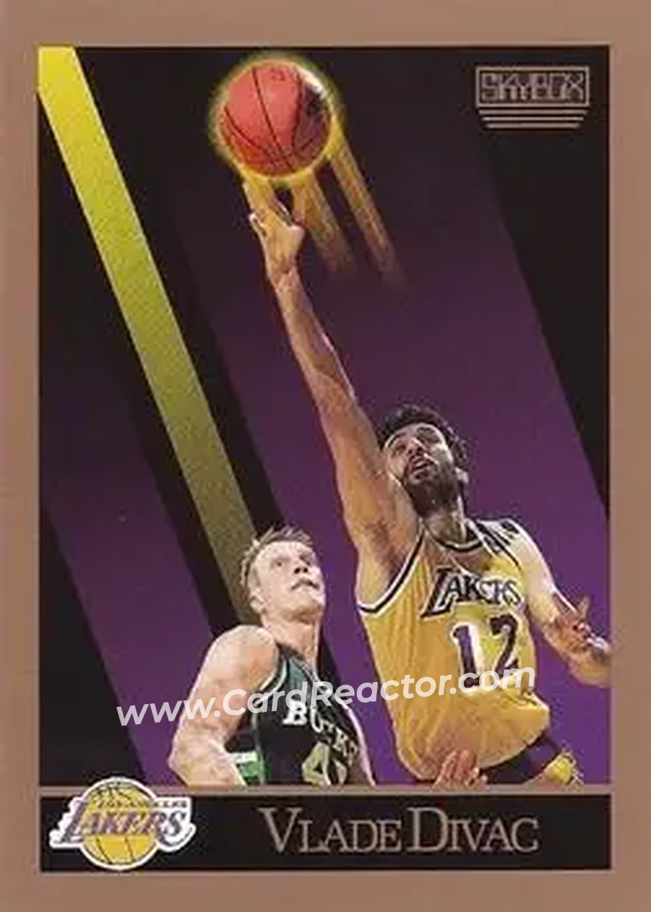 1990-91 SkyBox #135 - Vlade Divac - Los Angeles Lakers - Front