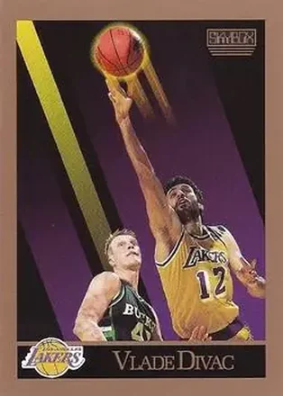 1990-91 SkyBox #135 - Vlade Divac - Los Angeles Lakers