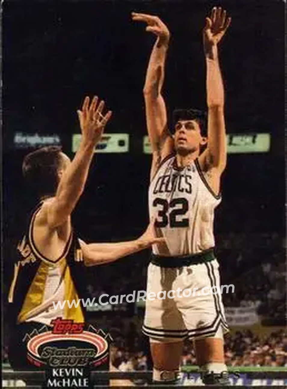 1992-93 Stadium Club #147 - Kevin McHale - Boston Celtics - Front