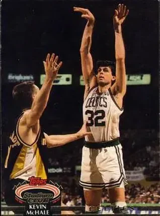 1992-93 Stadium Club #147 - Kevin McHale - Boston Celtics