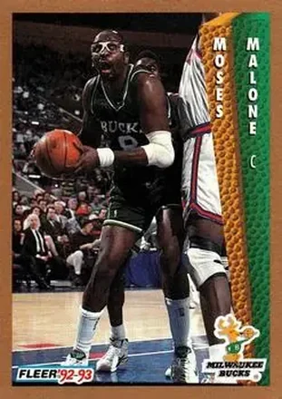 1992-93 Fleer #127 - Moses Malone - Milwaukee Bucks