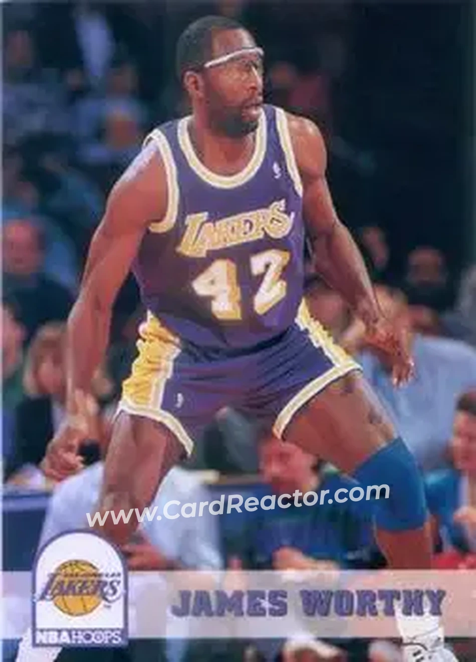 1993-94 Hoops #110 - James Worthy - Los Angeles Lakers - Front