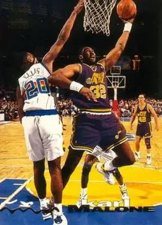 1993-94 Stadium Club #125 - Karl Malone - Utah Jazz