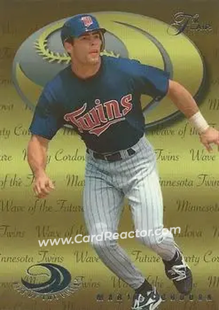 1995 Flair - Wave of the Future #3 - Marty Cordova - Minnesota Twins - Front