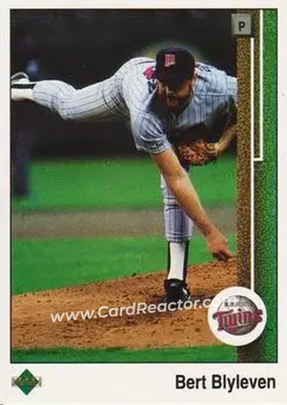 1989 Upper Deck #225 - Bert Blyleven - Minnesota Twins - Front